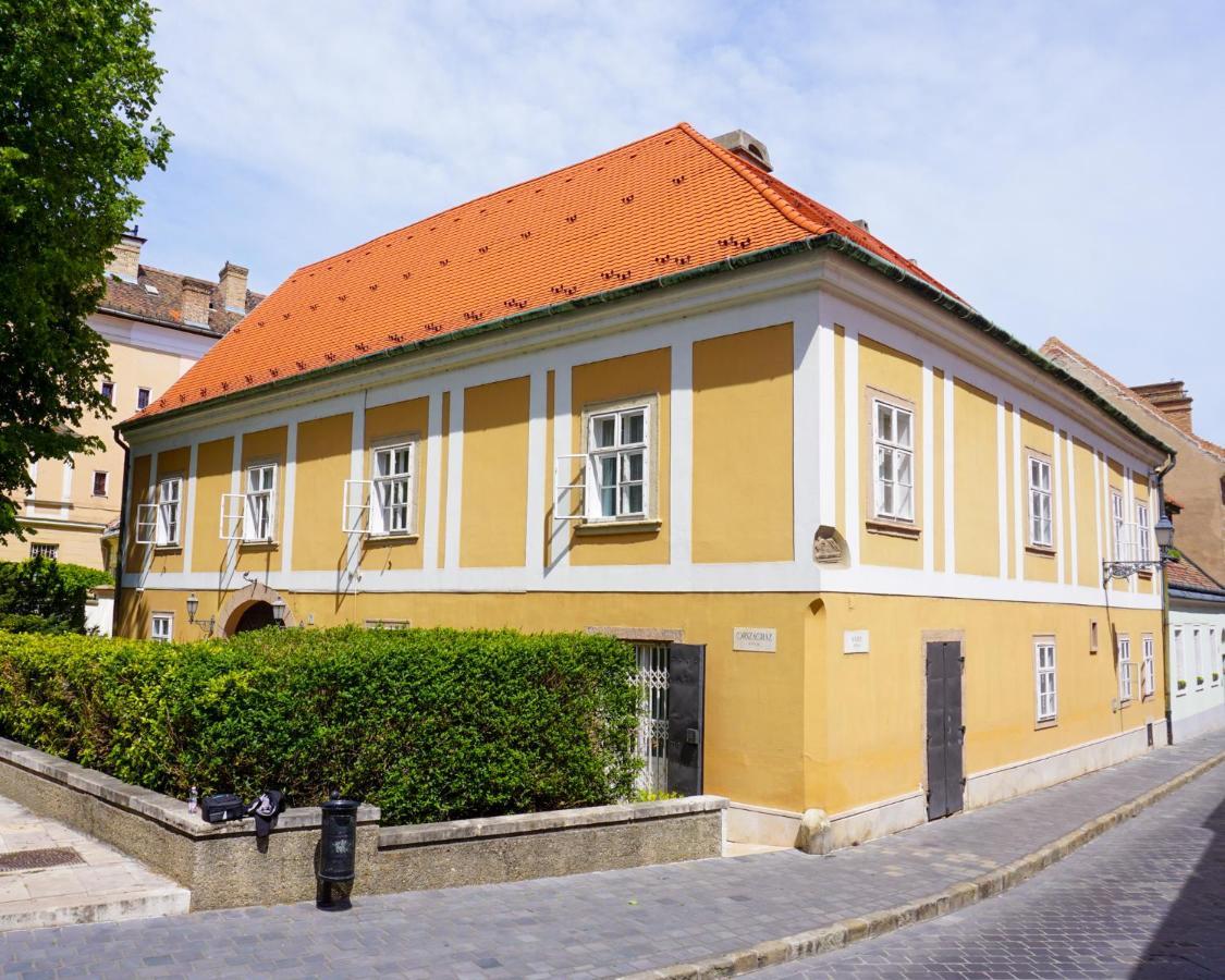 Monarchy Residence Boedapest Buitenkant foto