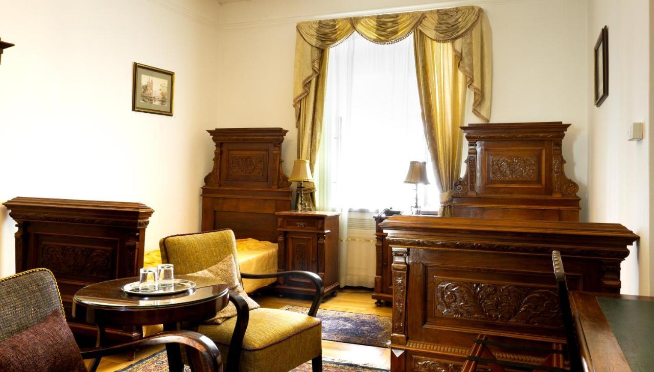 Monarchy Residence Boedapest Buitenkant foto